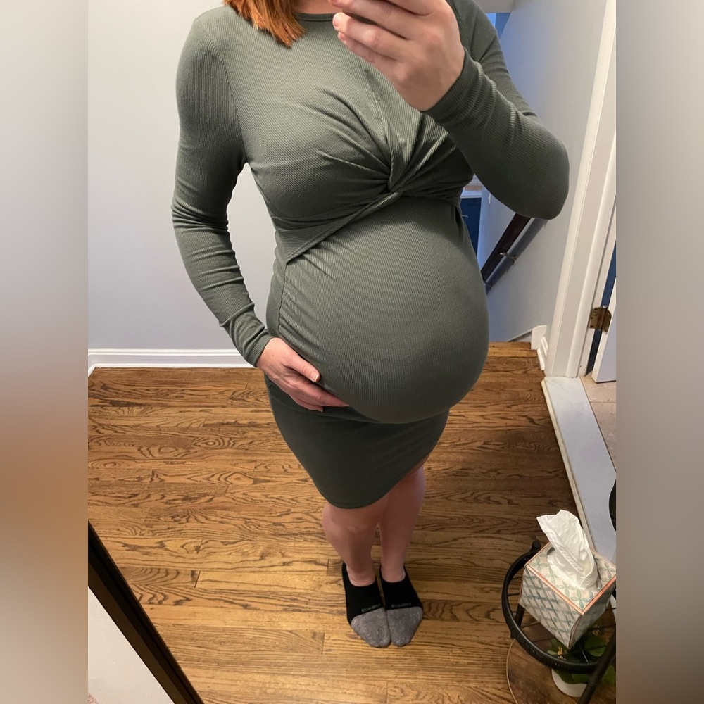 Maternity dress. Size small